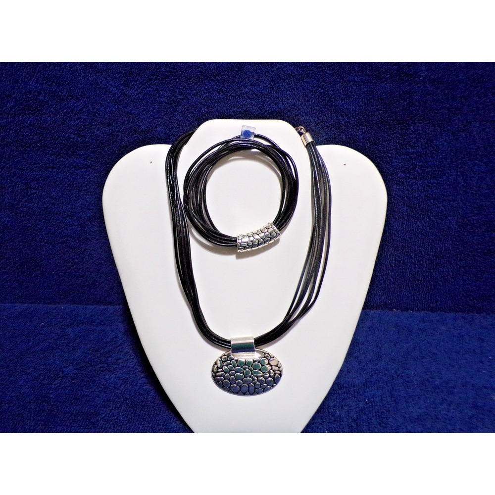 Womens 2 Piece Designer Napier Black Leather Silver Embossed Necklace & Bracelet